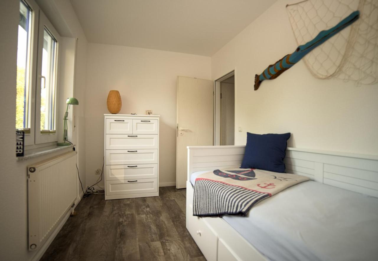 Schoene Ferienwohnung Breege Exterior foto