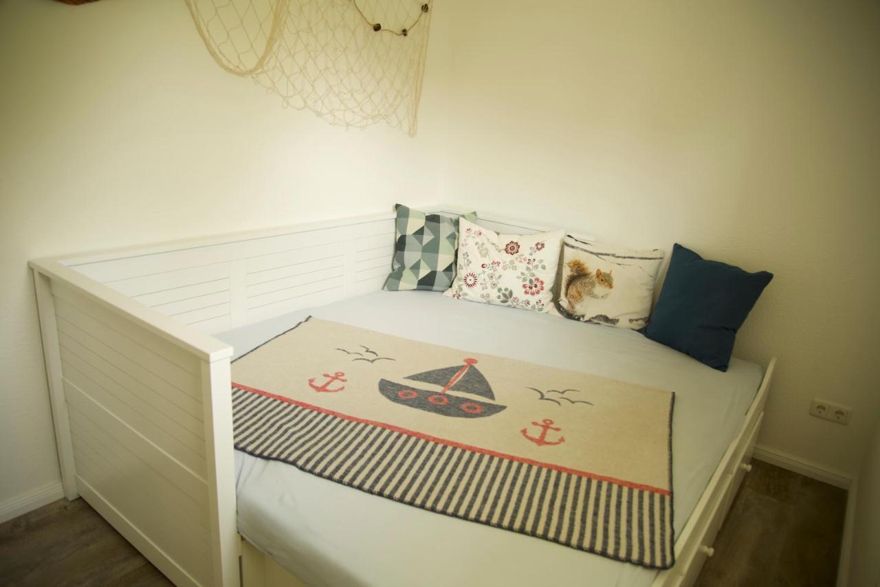 Schoene Ferienwohnung Breege Exterior foto